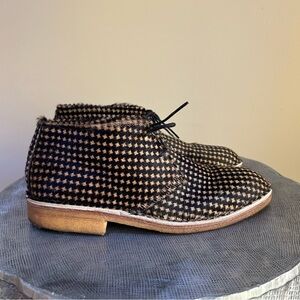YMC~ Houndstooth Check Pony Hair Style  Chukka Ankle Boots in size 40  (US 9)